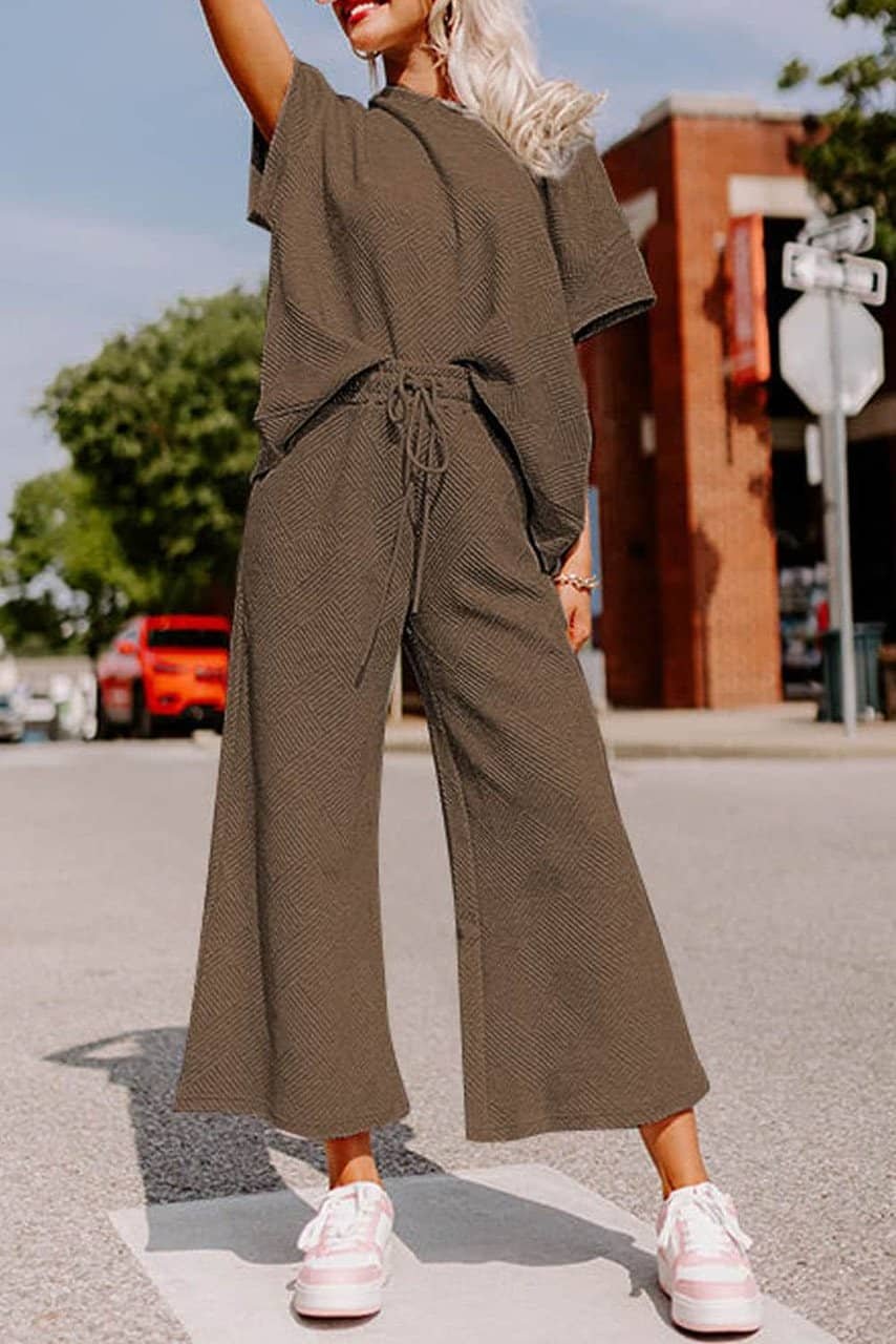 Brown Textured Loose Fit T Shirt And Drawstring Pants Set
