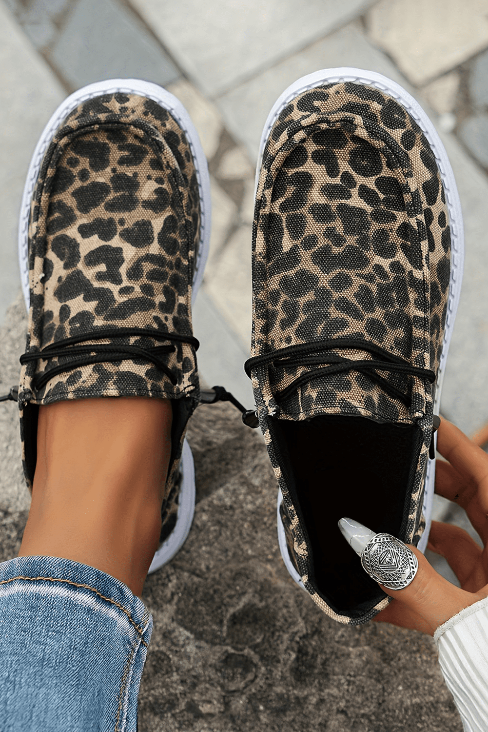 Coffee Lace-Up Decor Leopard Canvas Shoes