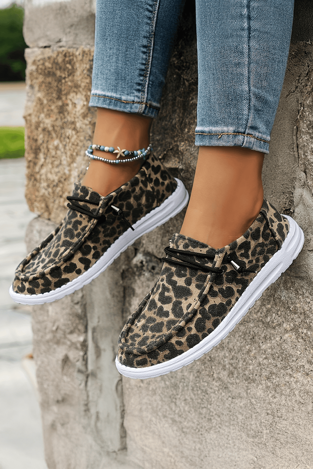 Coffee Lace-Up Decor Leopard Canvas Shoes