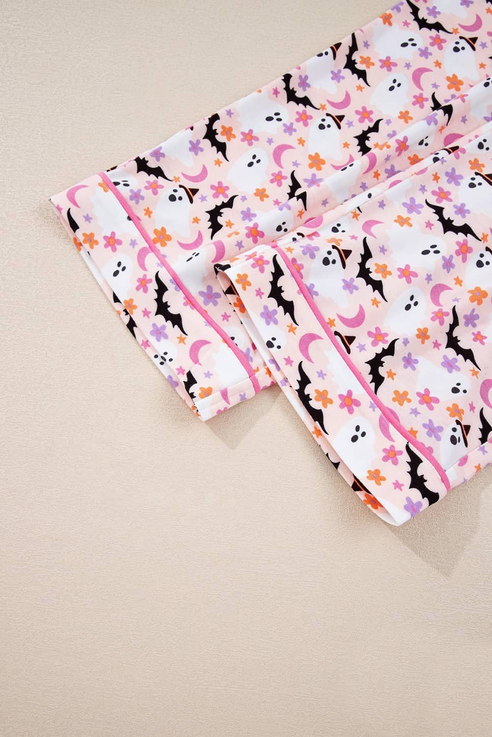 Pink Halloween Eve Haunted Honey Bat Print Pajama Set