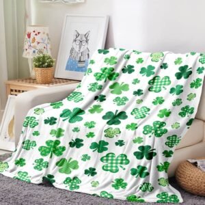 White St. Patrick Clover Print Nap Blanket 130*150Cm