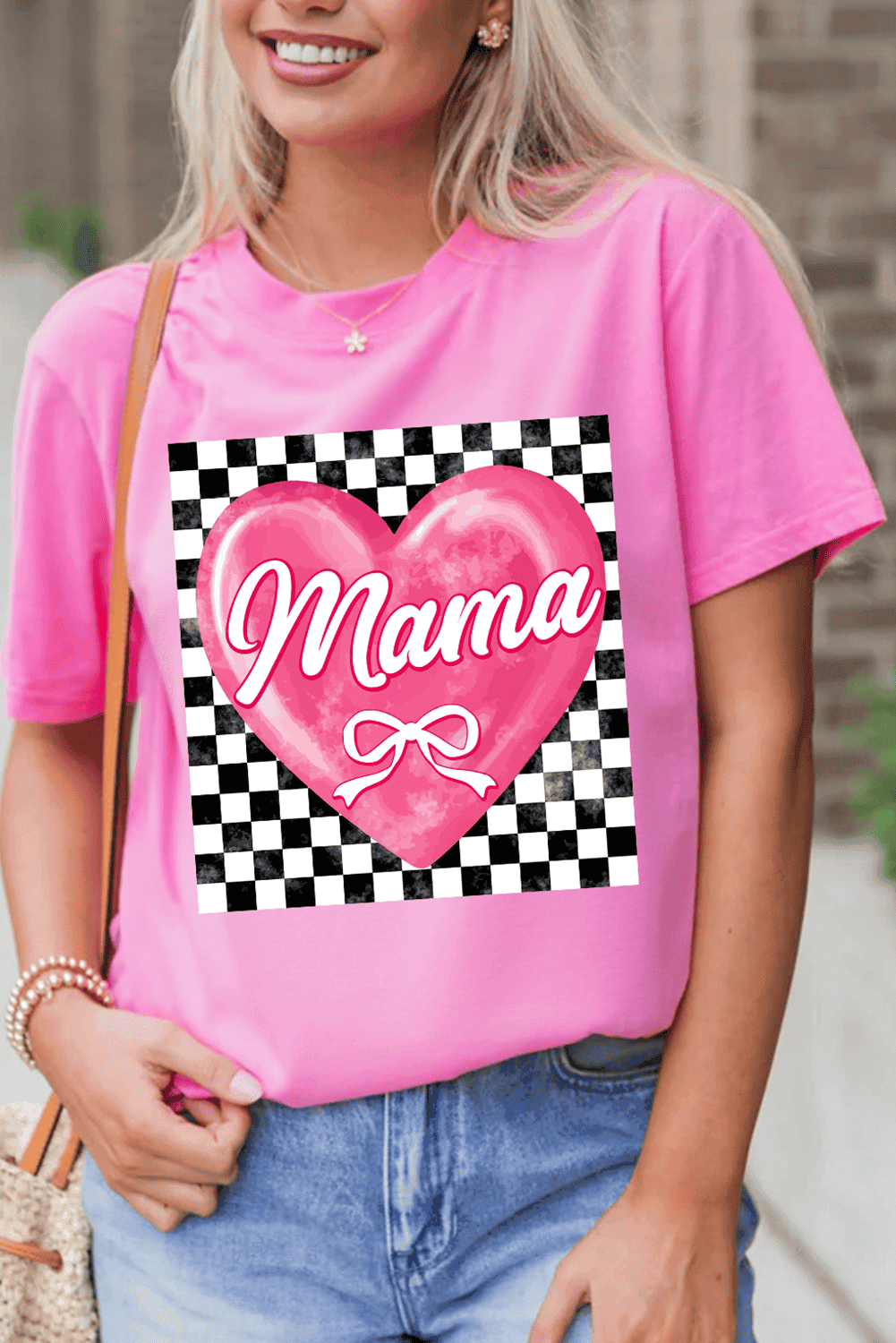 Sachet Pink Checkered Heart Pattern Mama Bow Graphic Tee