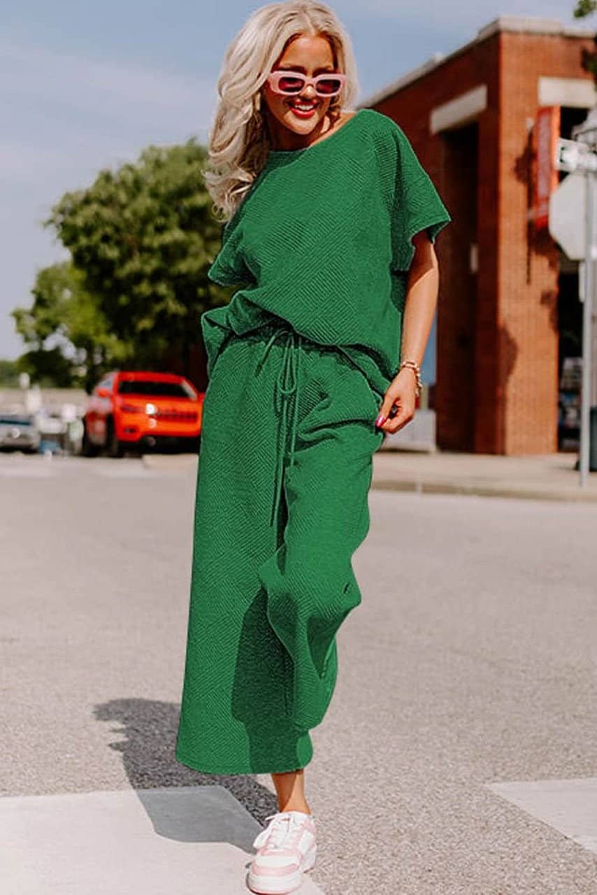 Dark Green Textured Loose Fit T Shirt And Drawstring Pants Set
