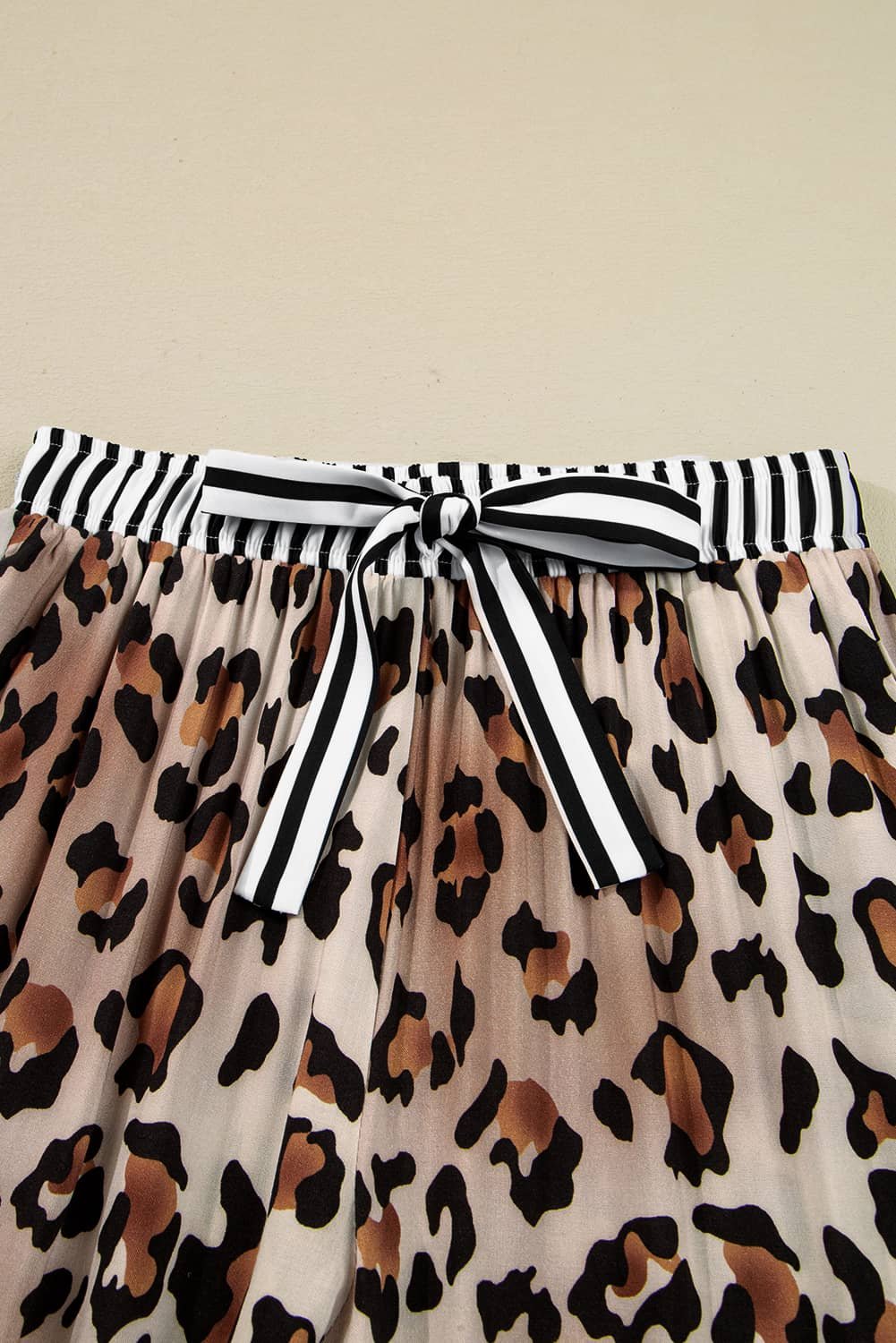 Khaki Leopard Print Colorblock Striped Edge Shirt And Pants Pajama Set