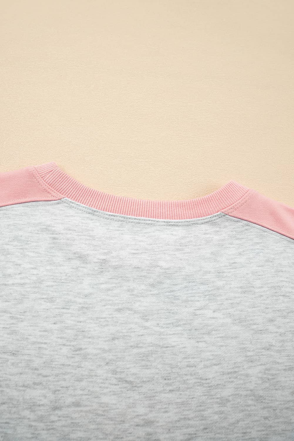 Light Grey Color Block Raw Hem Pullover And Casual Shorts Set