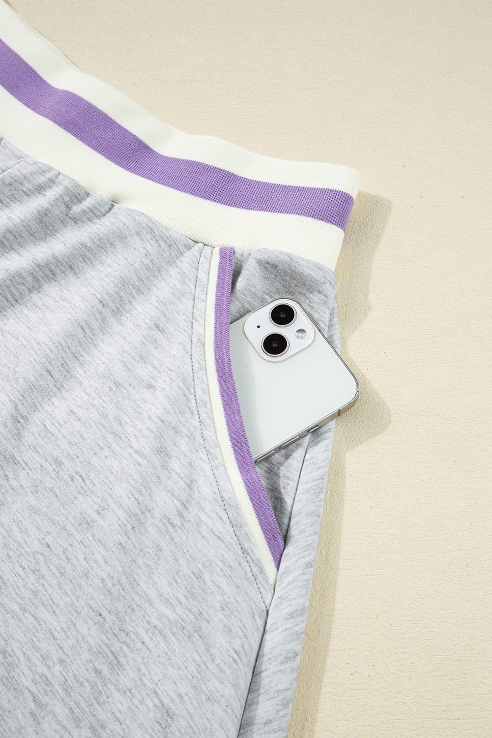 Light Grey Contrast Striped Bands Cropped Pullover And Athletic Short Set