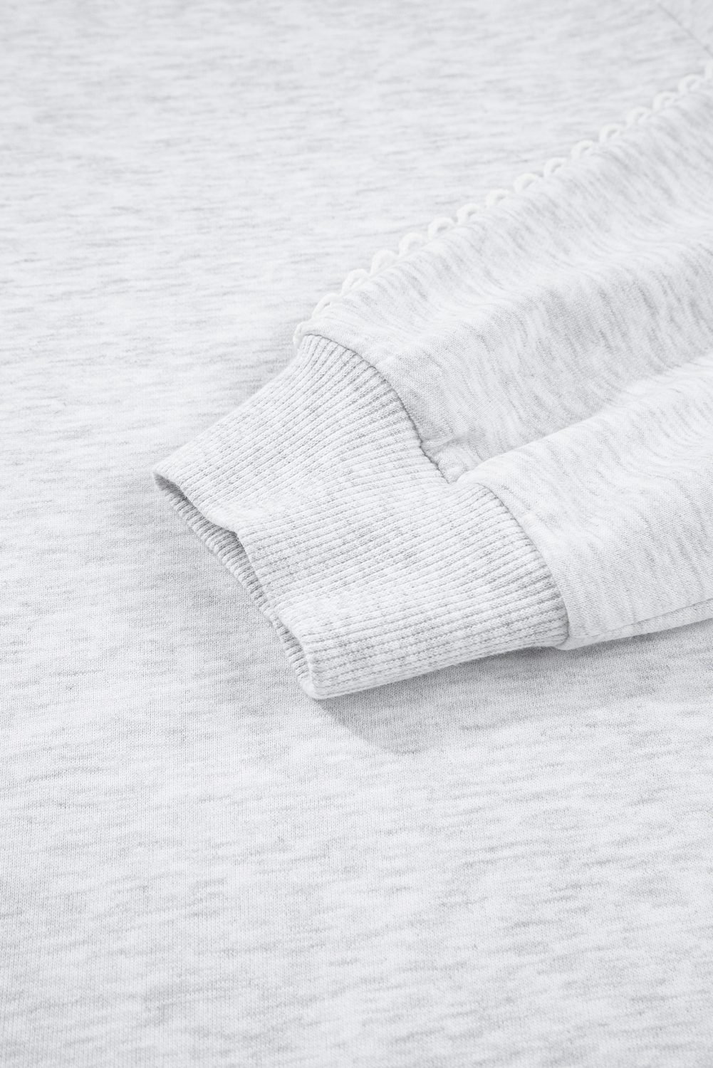 Light Grey Lace Patchwork Raglan Sleeve Crew Neck Sweatshirt