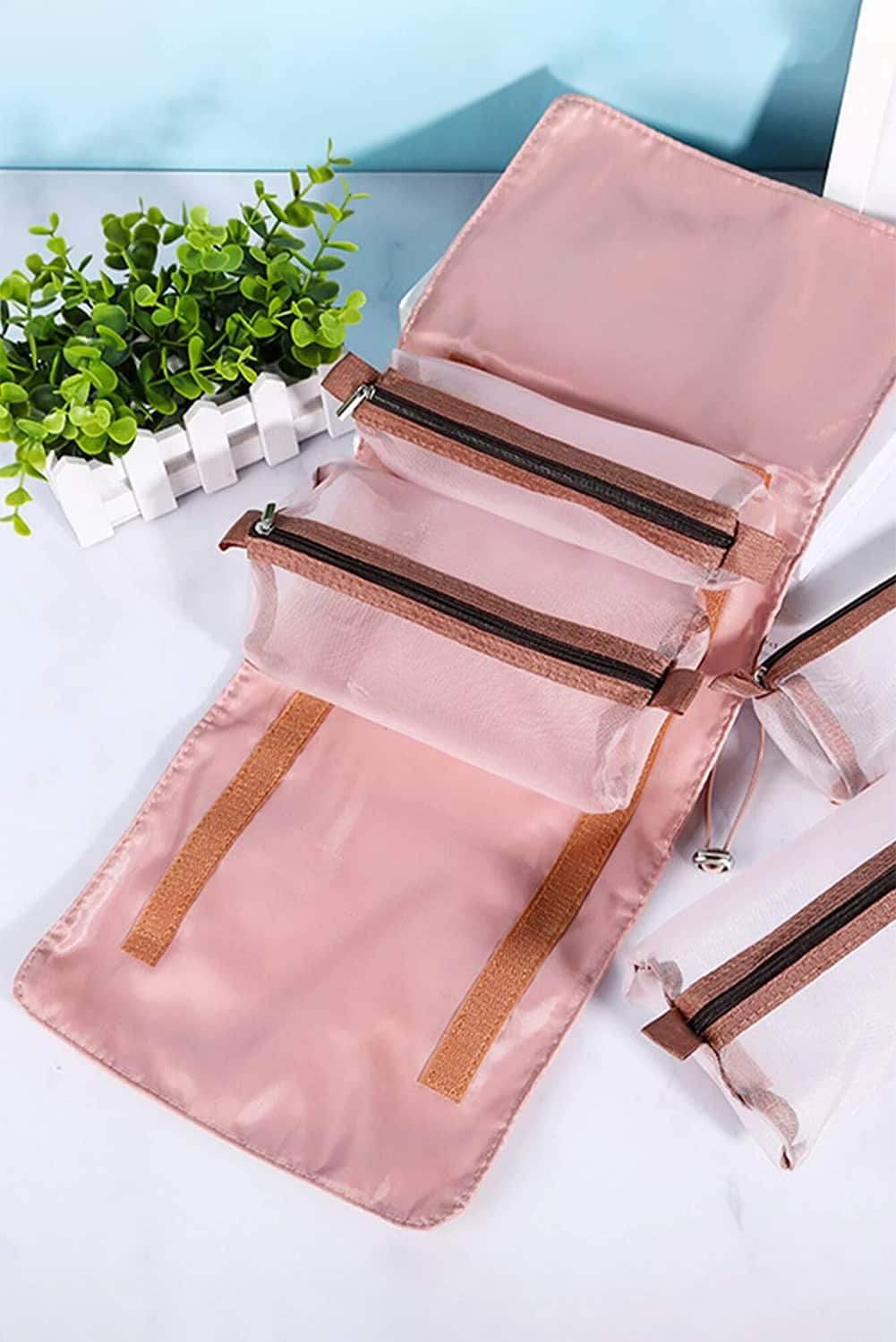 Pink Leegoo Peint Detachable 4-In-1 Foldable Makeup Bag
