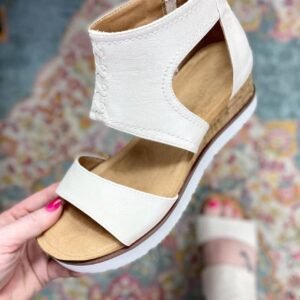 White Crisscross Detail Hollowed Leather Gladiator Sandals