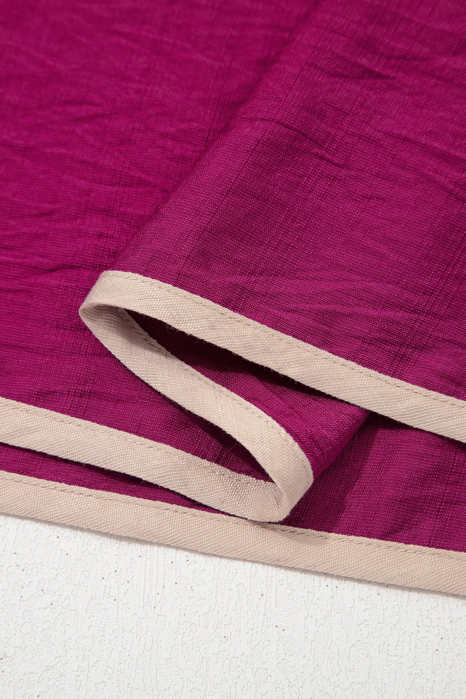 Wild Ginger Plus Size Contrast Trim Button V Neck Puffy Bracelet Sleeve Blouse - Image 6