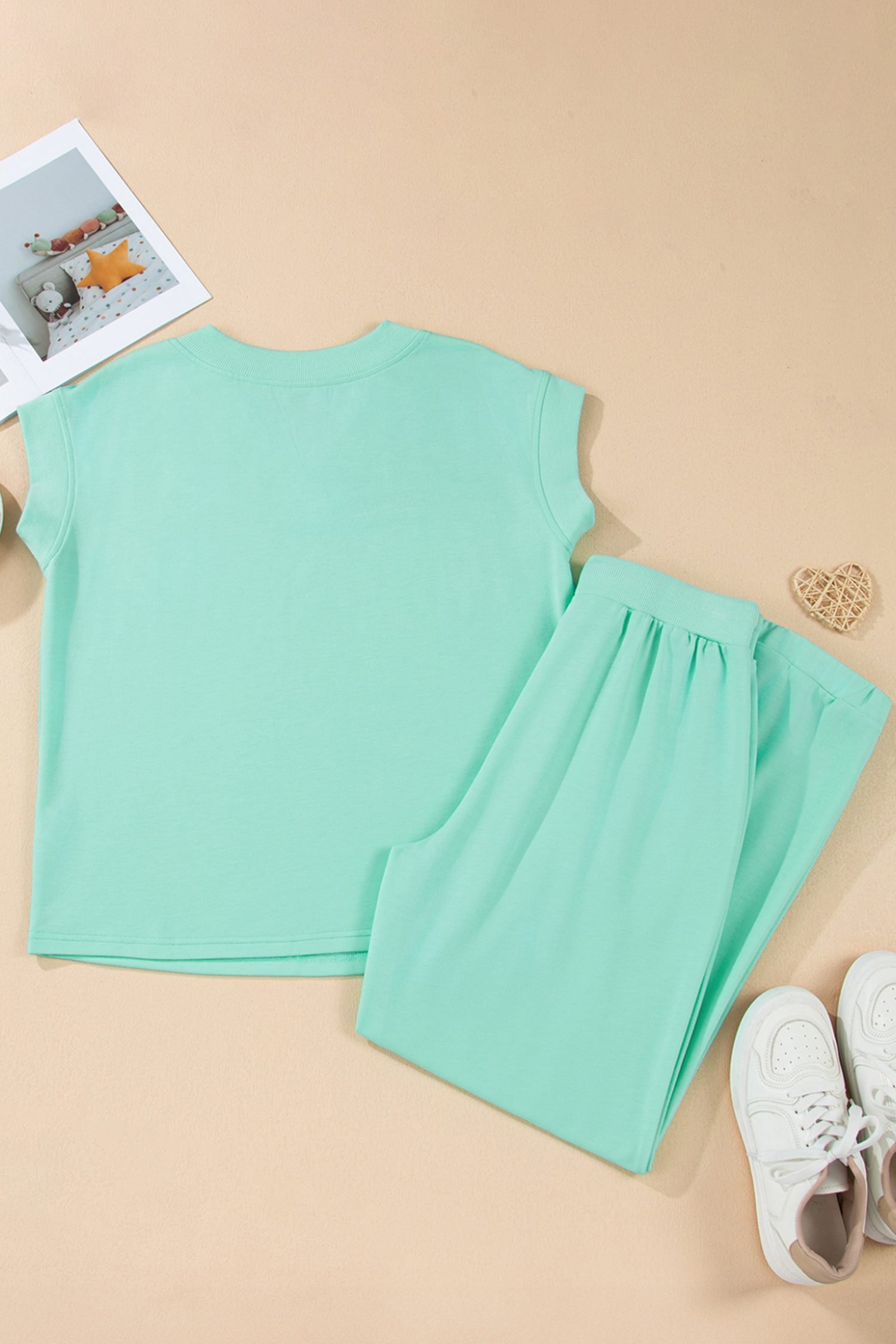 Mint Green Solid Color V Neck Tee Drawstring Pant Set - Image 4