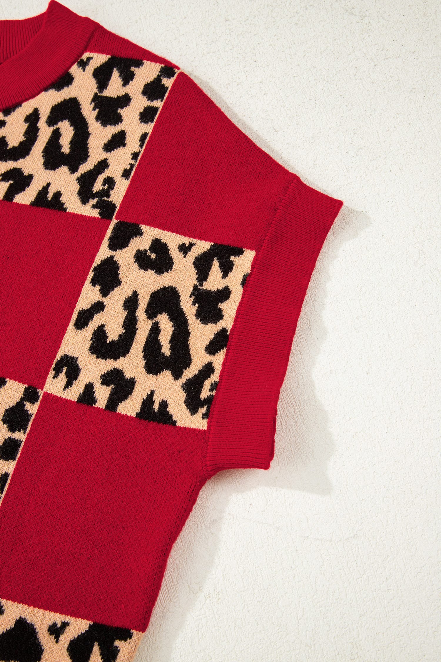 Red Leopard Checkerboard Short Sleeve Knit Sweater