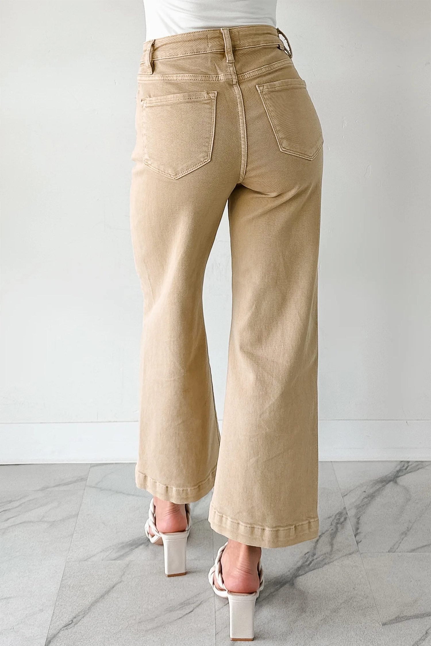 Apricot Solid Color Seamed Center Wide Leg Cropped Jeans - Image 2