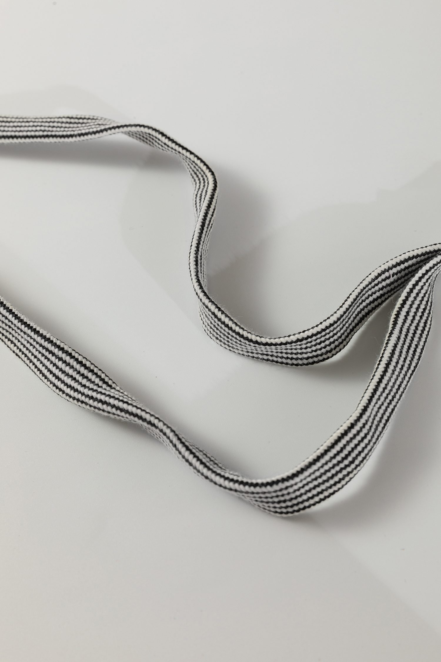 Bonbon Solid Color V Neck Tee Drawstring Pant Set - Image 7