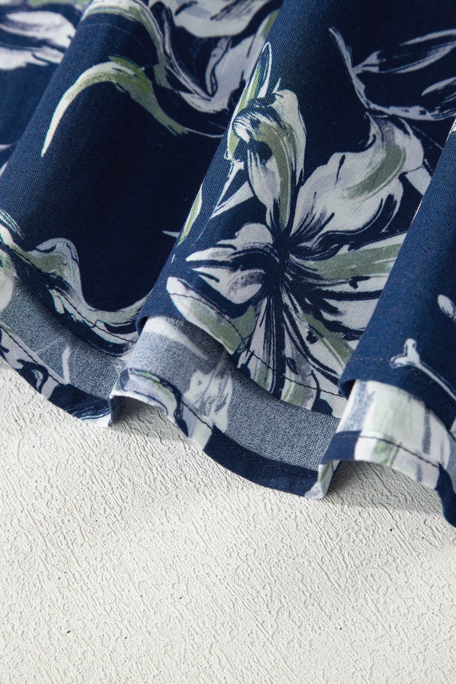 Blue Floral Print Short Puff Sleeve Striped Trim V Neck Blouse - Image 13