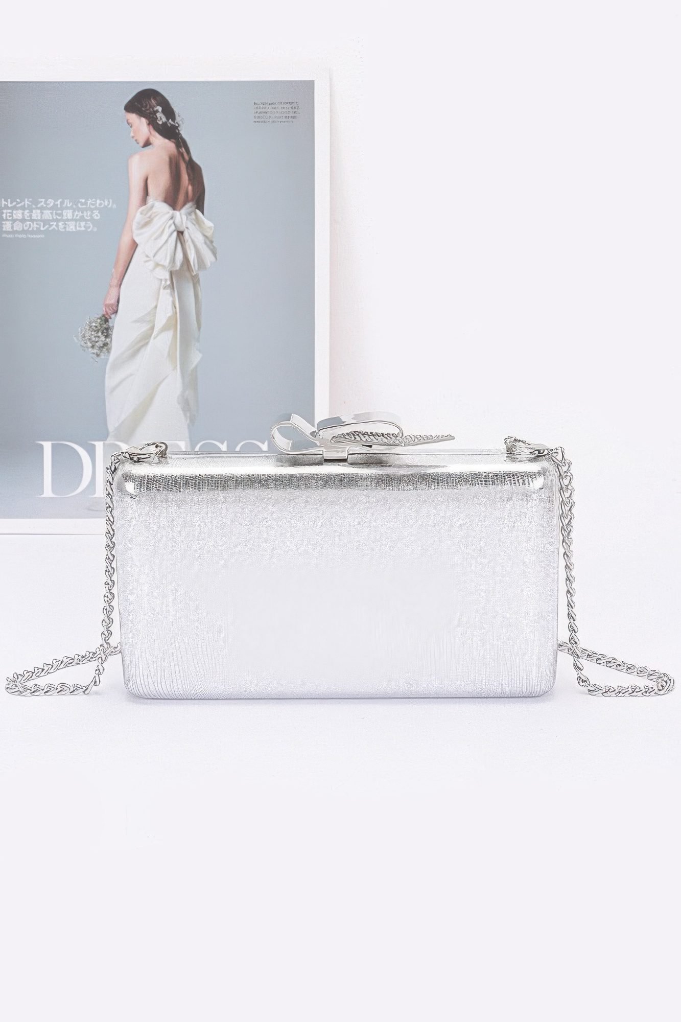 Metal Ribbon Top Case Clutch