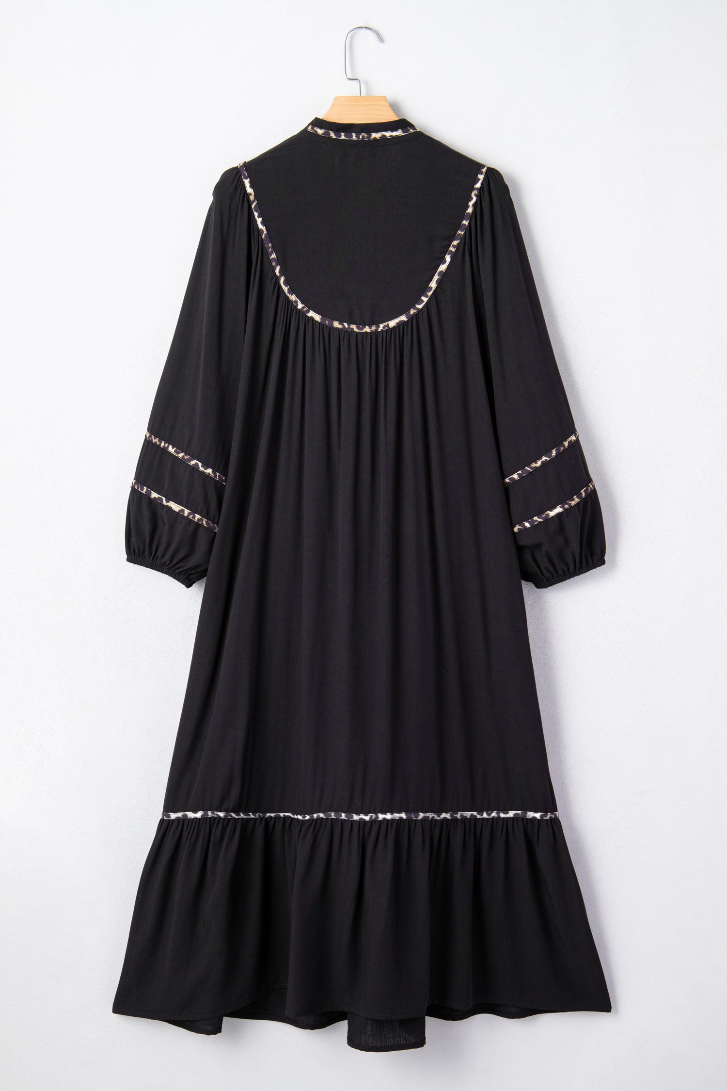 Black Contrast Leopard Trim Split Neck Long Sleeve Casual Midi Dress