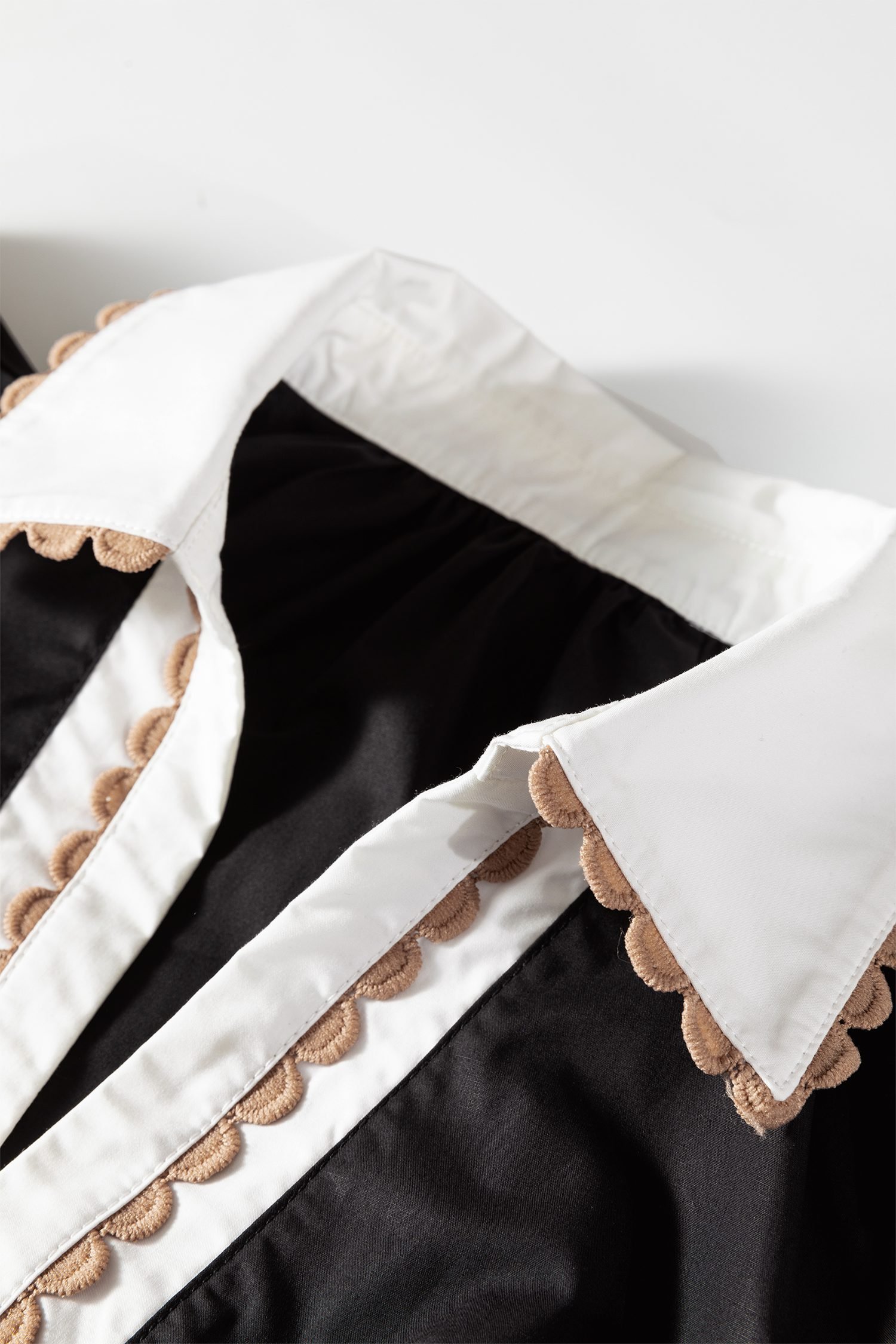 Black Ricrac Trim Color Block Patchwork Shirt Collar Short Sleeve Blouse