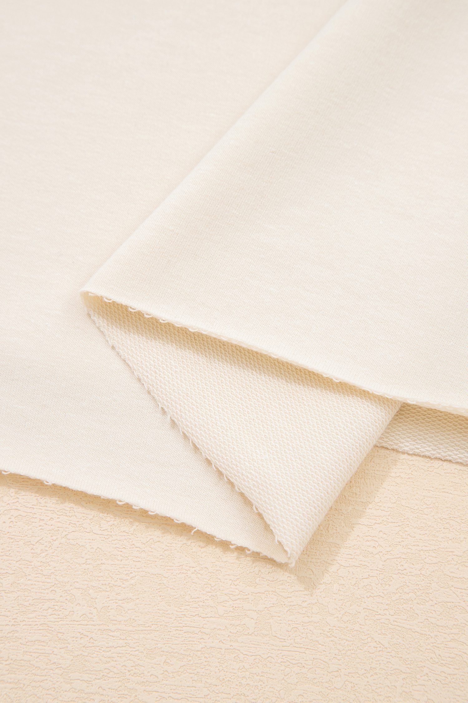 Apricot Camo Print Patchwork Sleeve Raw Hem Plus Size Sweatshirt - Image 9