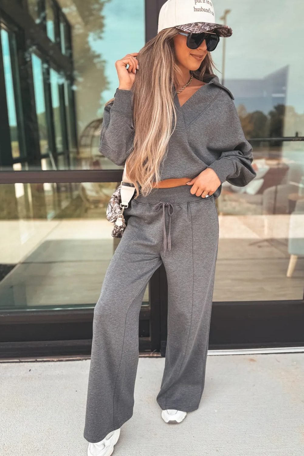 Medium Grey Collared V Neck Pullover Sweatshirt Sweatpants Set