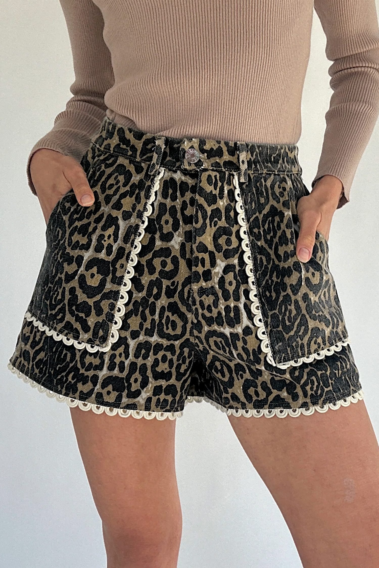 Khaki Contrast Scalloped Lace Trim Leopard Denim Shorts