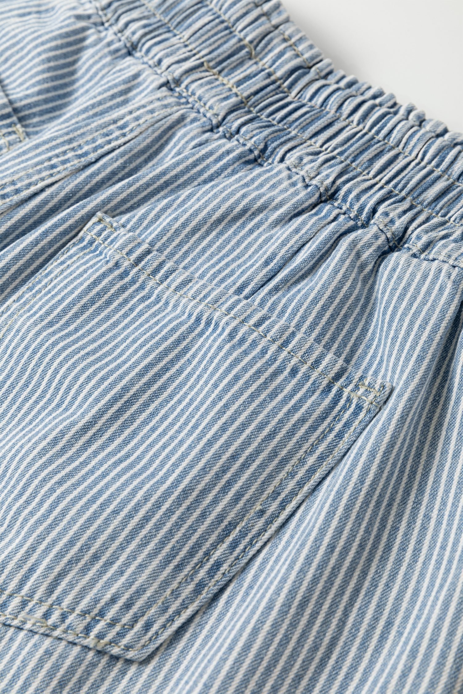 Sky Blue Stripe Raw Edge Drawstring Elastic Waist Casual Denim Shorts