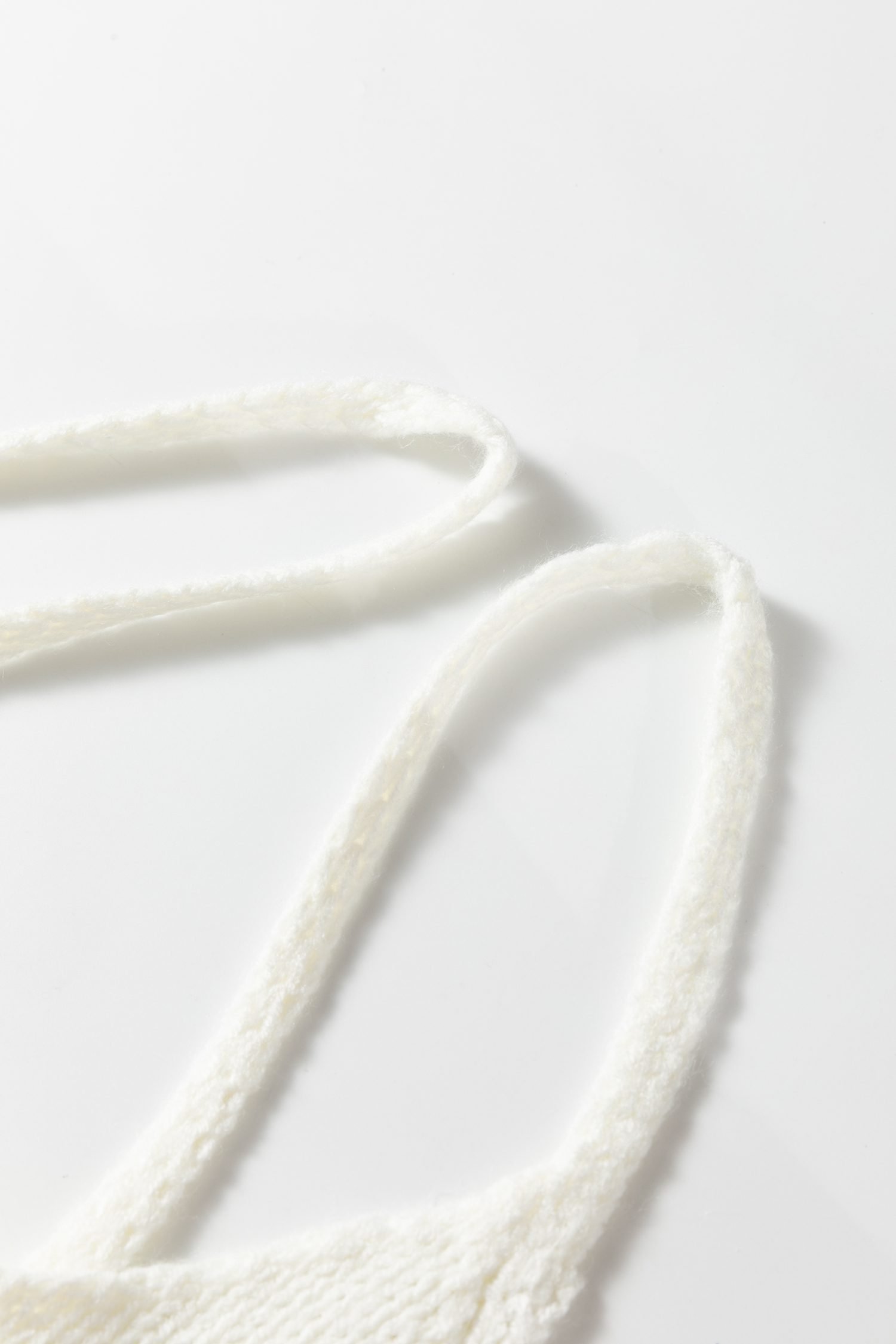 White 3D Flower Spaghetti Straps Sweater Vest