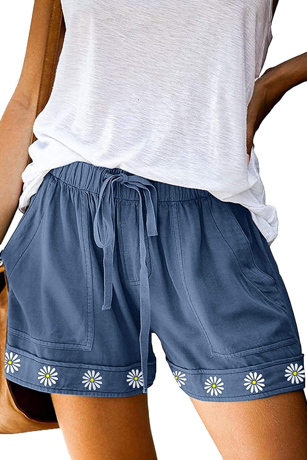 Blue Daisy Print Drawstring Waist Shorts with Pockets