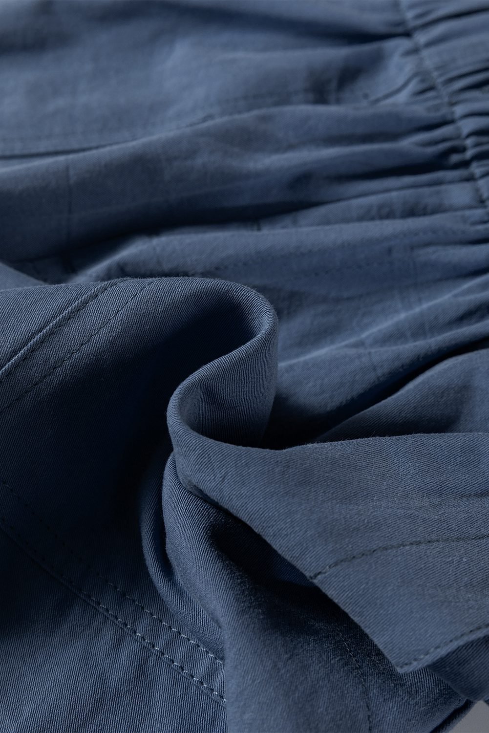 Blue Daisy Print Drawstring Waist Shorts with Pockets