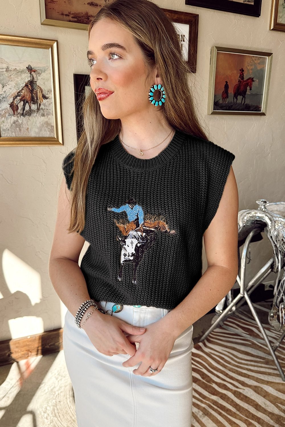 Black Western Cowboy Embroidery Round Neck Sleeveless Sweater