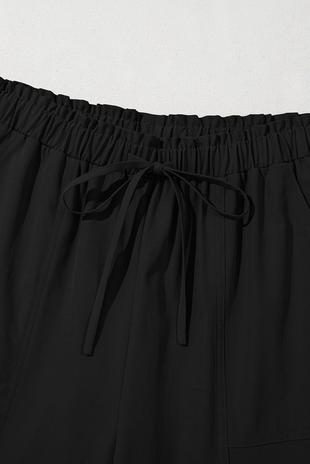 Black Solid Color Drawstring Elastic Waist Casual Loose Pants