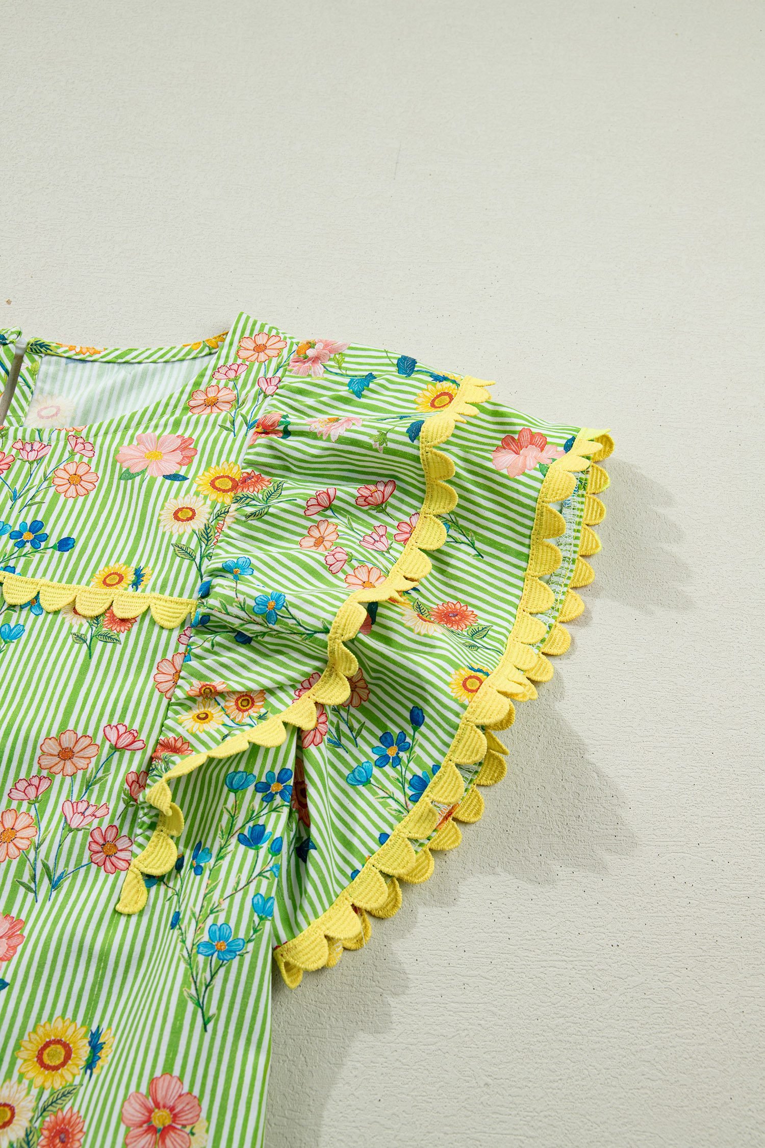 Green Stripe Floral Printed Scalloped Detail Ruffle Short Sleeve Blouse