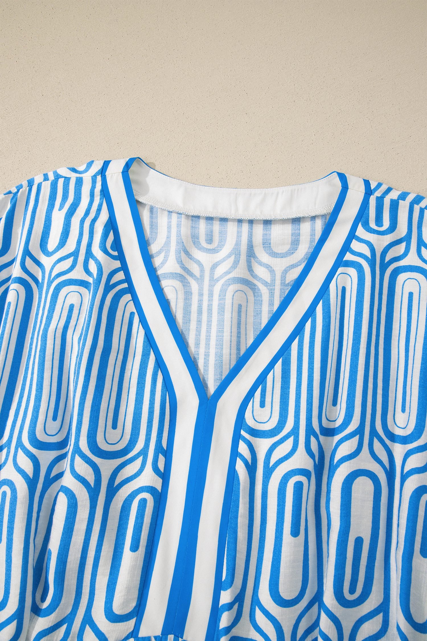 Sky Blue Plus Size Geometric Print Contrast Trim V Neck Bracelet Sleeve Long Dress