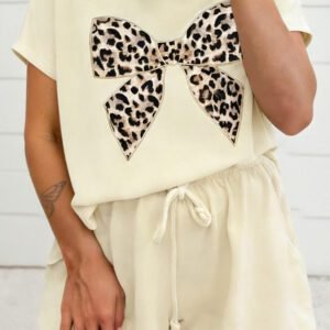 White Contrast Leopard Bow Patched V Neck Loose Tee Drawstring Shorts 2pcs Outfit