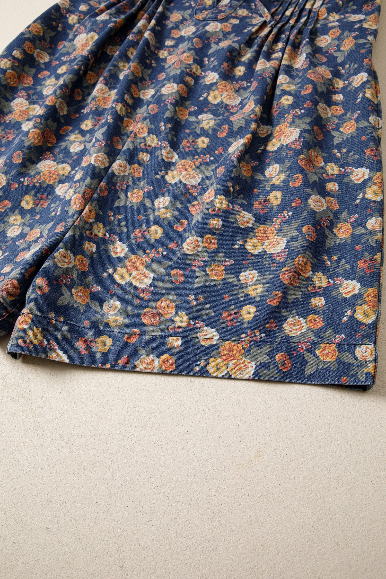 Blue Retro Floral Print Bow Tie V Neck Sleeveless Pleated Loose Denim Romper