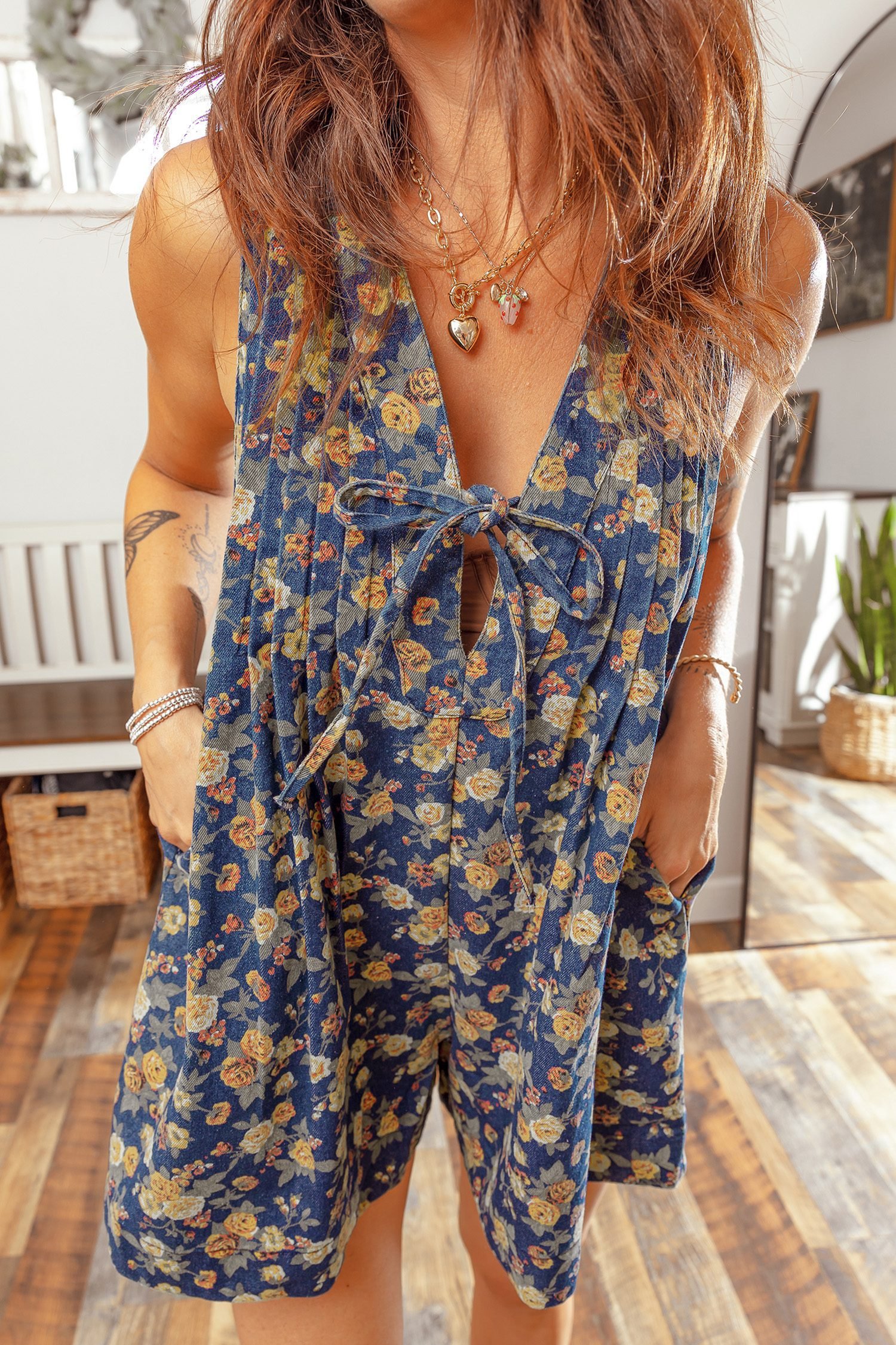 Blue Retro Floral Print Bow Tie V Neck Sleeveless Pleated Loose Denim Romper