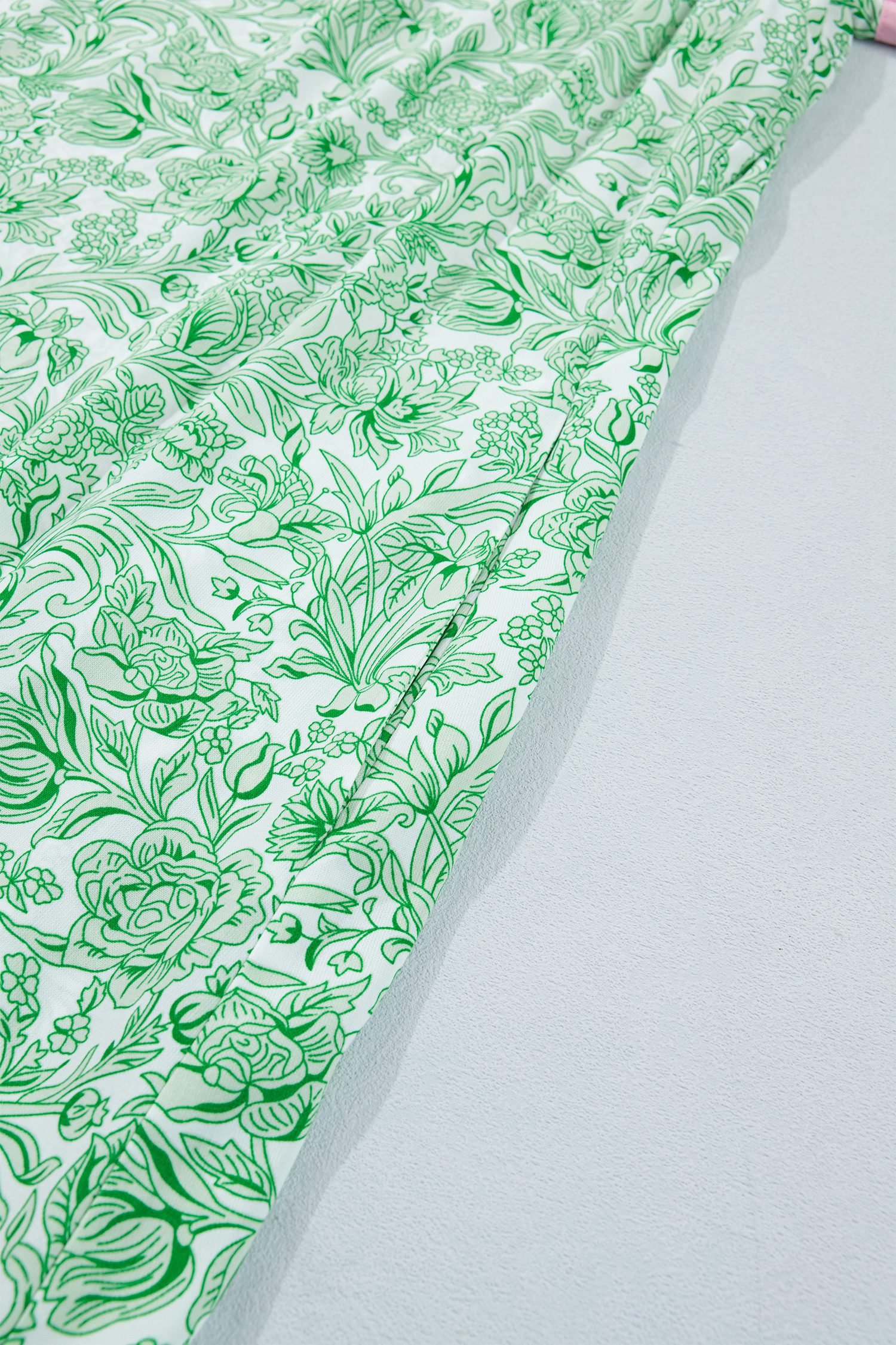 Green Plus Size Contrast Trim Flutter Sleeve Floral Kaftan Maxi Dress