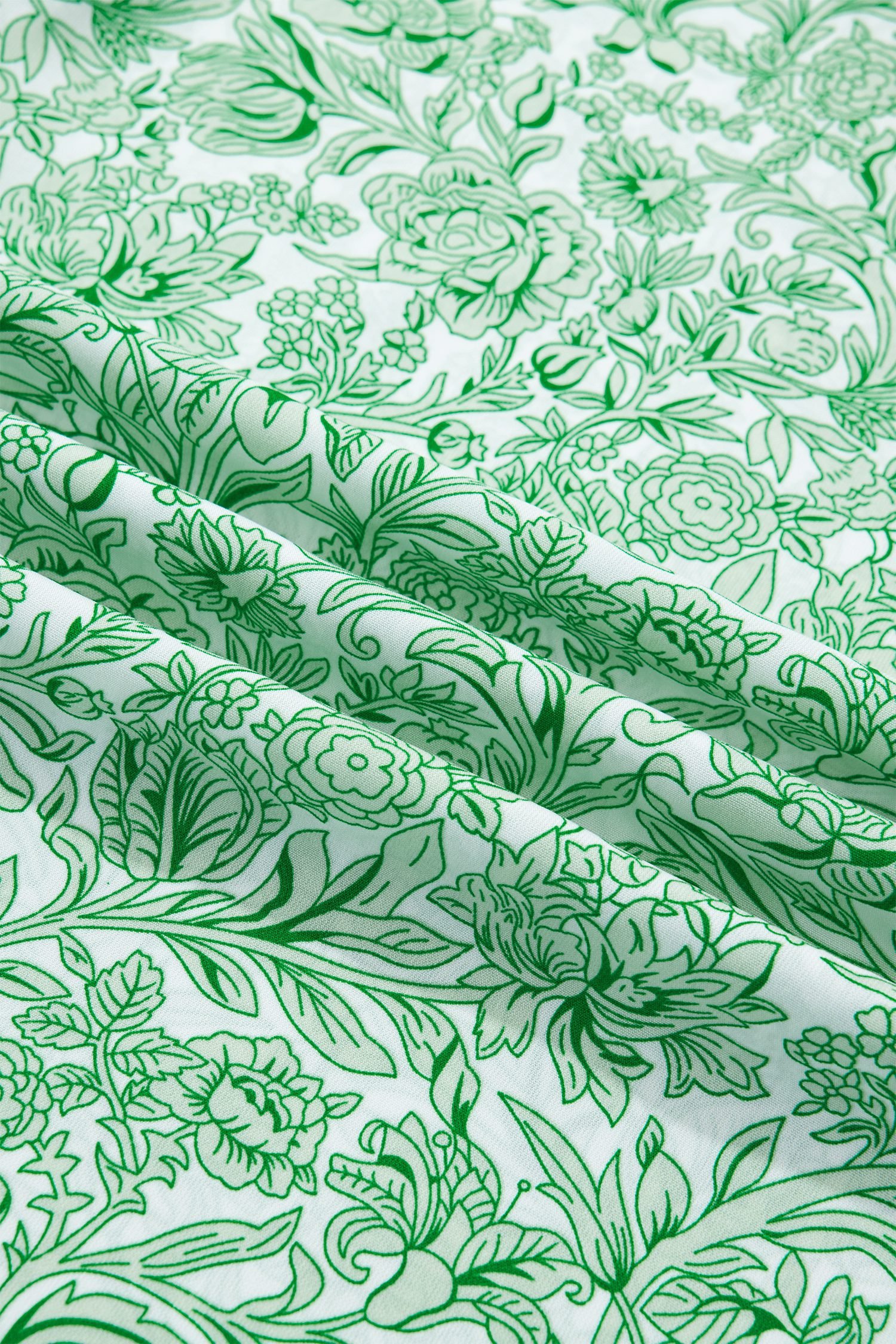 Green Plus Size Contrast Trim Flutter Sleeve Floral Kaftan Maxi Dress