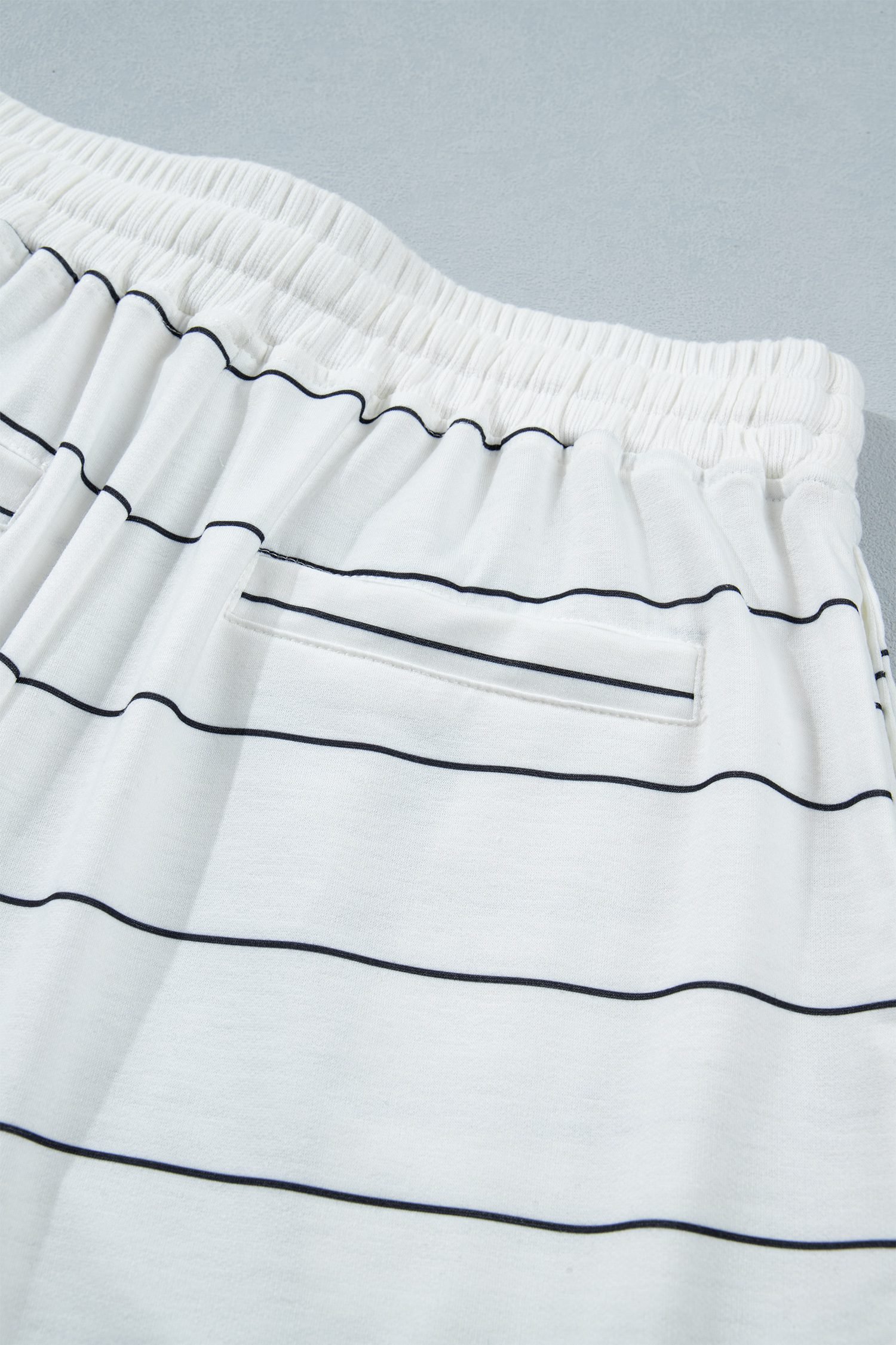 White Stripe Half Sleeve Tee Drawstring Shorts 2pcs Set