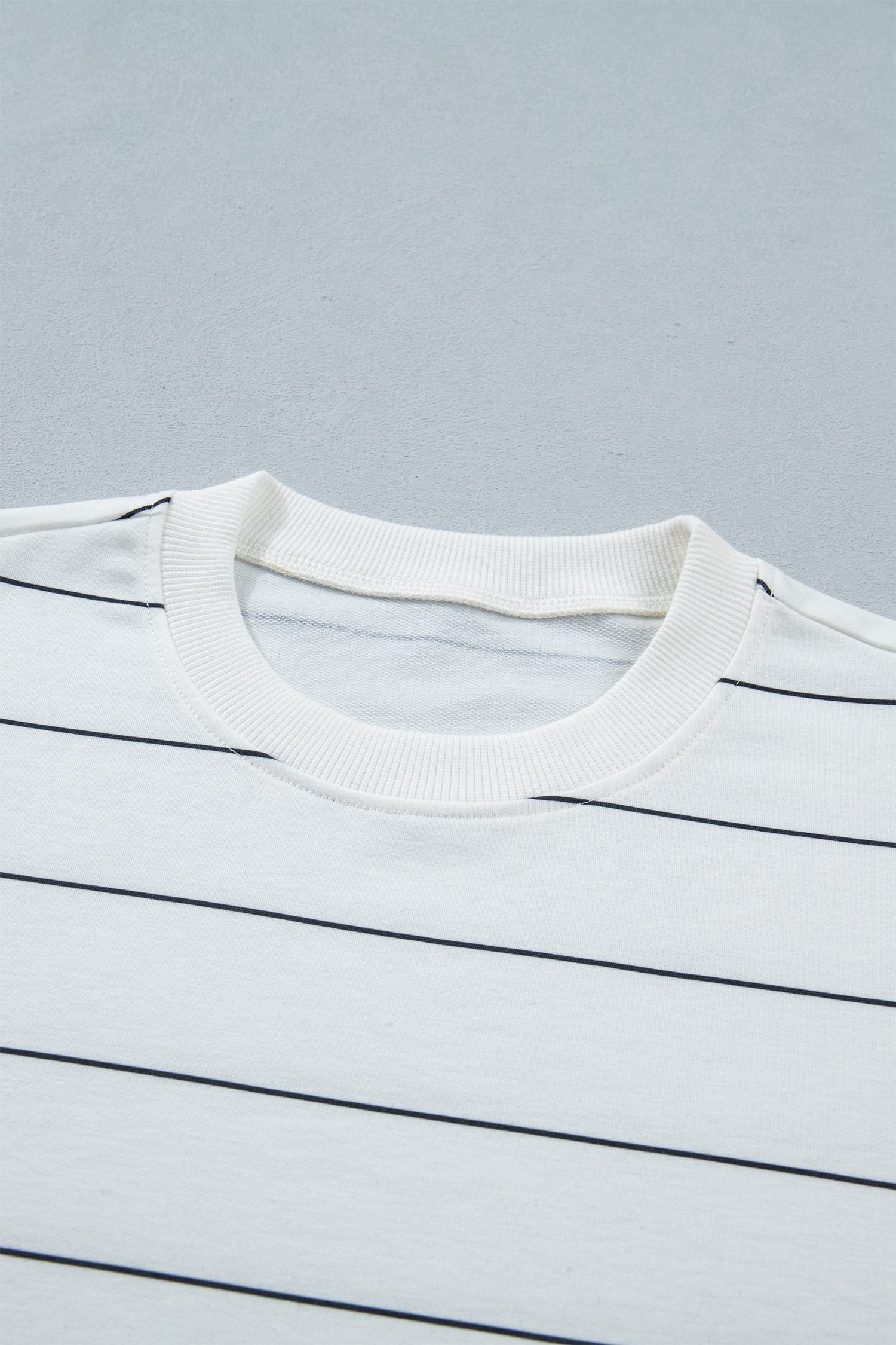 White Stripe Half Sleeve Tee Drawstring Shorts 2pcs Set
