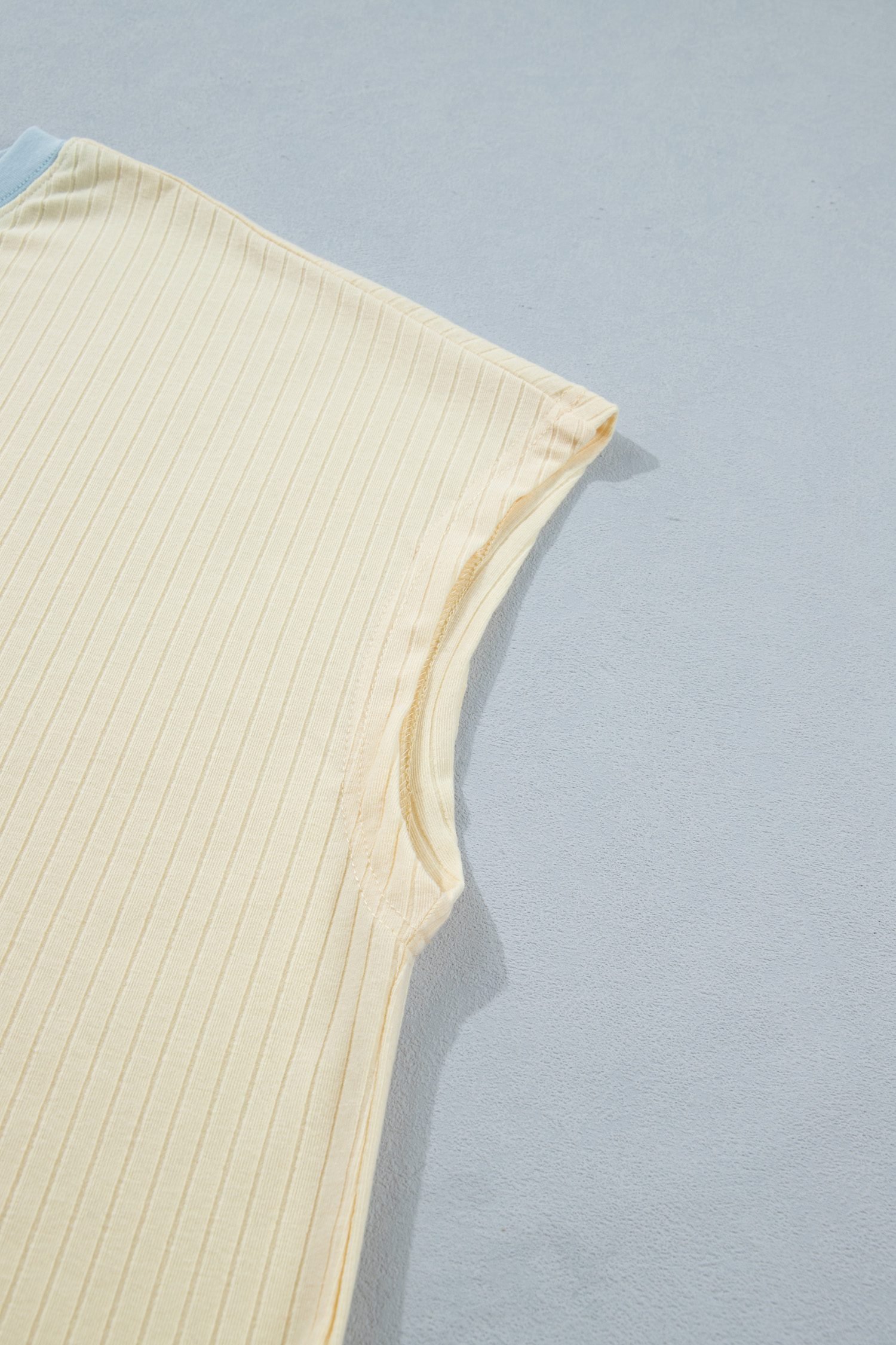 Yellow Cream Plus Size Ribbed Color Block Trim Drawstring Shorts 2pcs Set