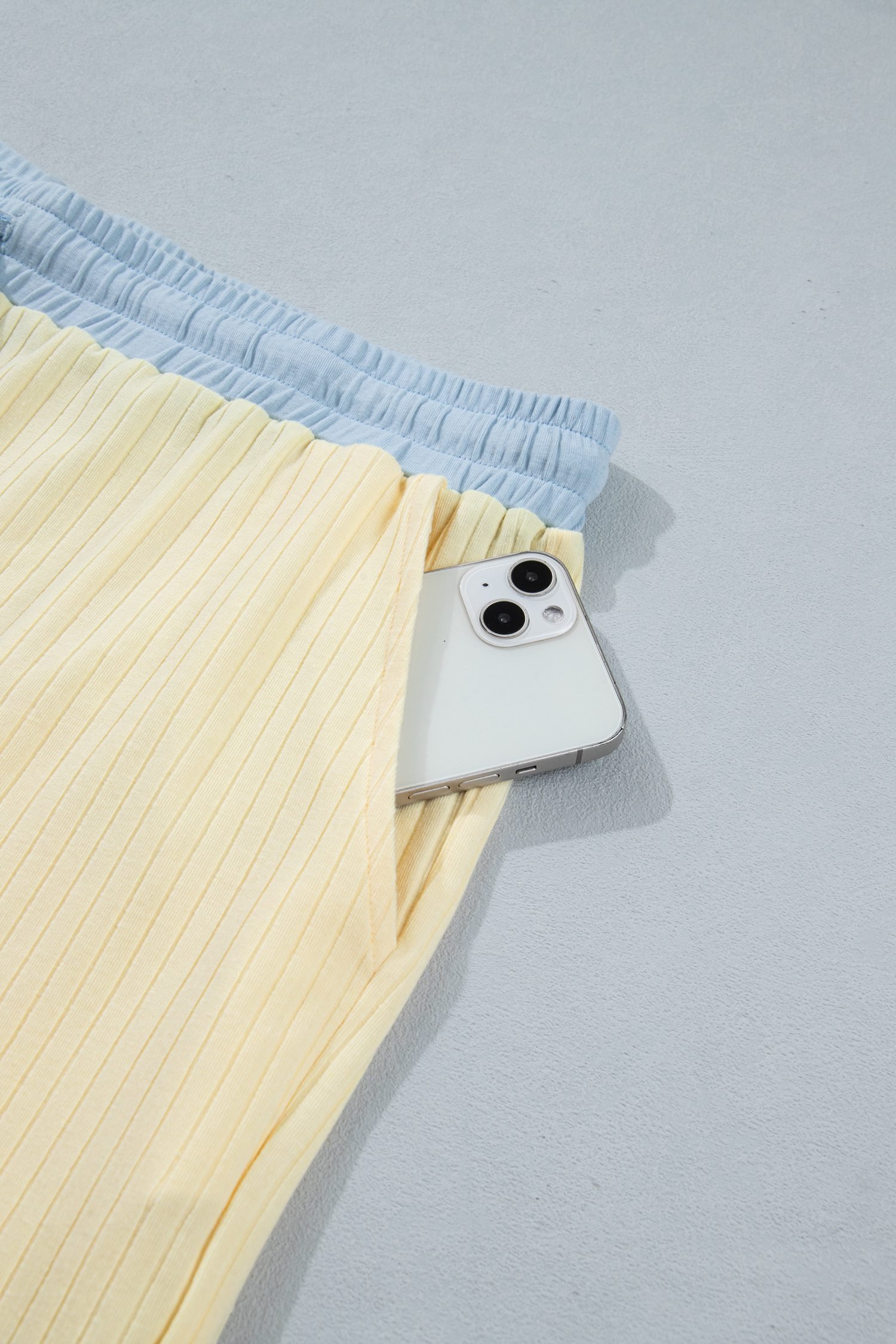 Yellow Cream Plus Size Ribbed Color Block Trim Drawstring Shorts 2pcs Set