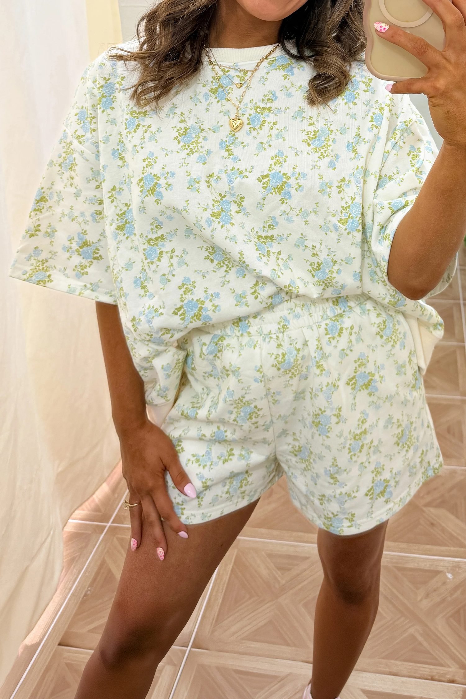 Sky Blue Floral Print Short Sleeve Elastic Waist Pocket Casual Two Piece Short Sets - Image 3