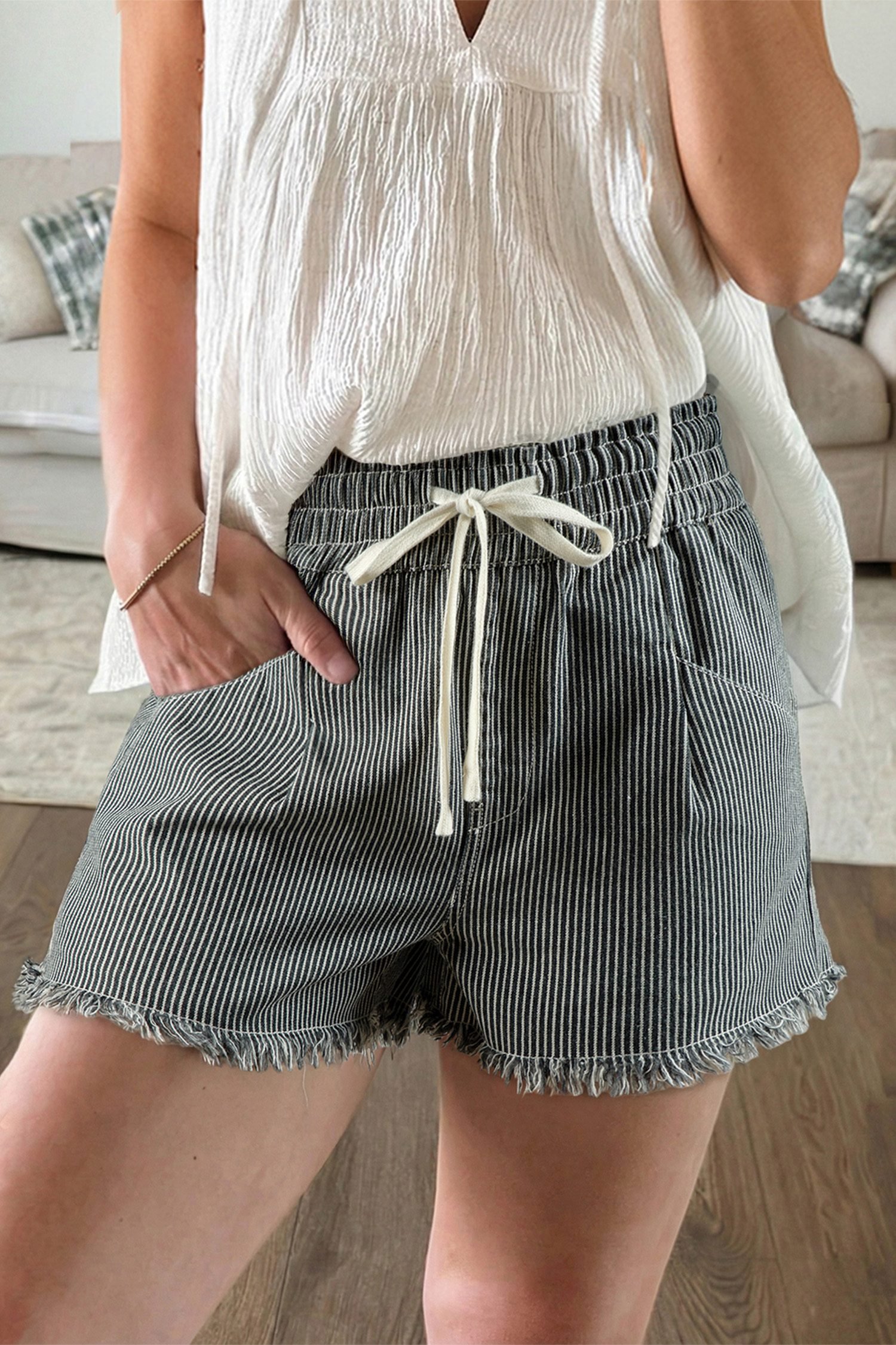Black Stripe Raw Edge Drawstring Elastic Waist Casual Denim Shorts