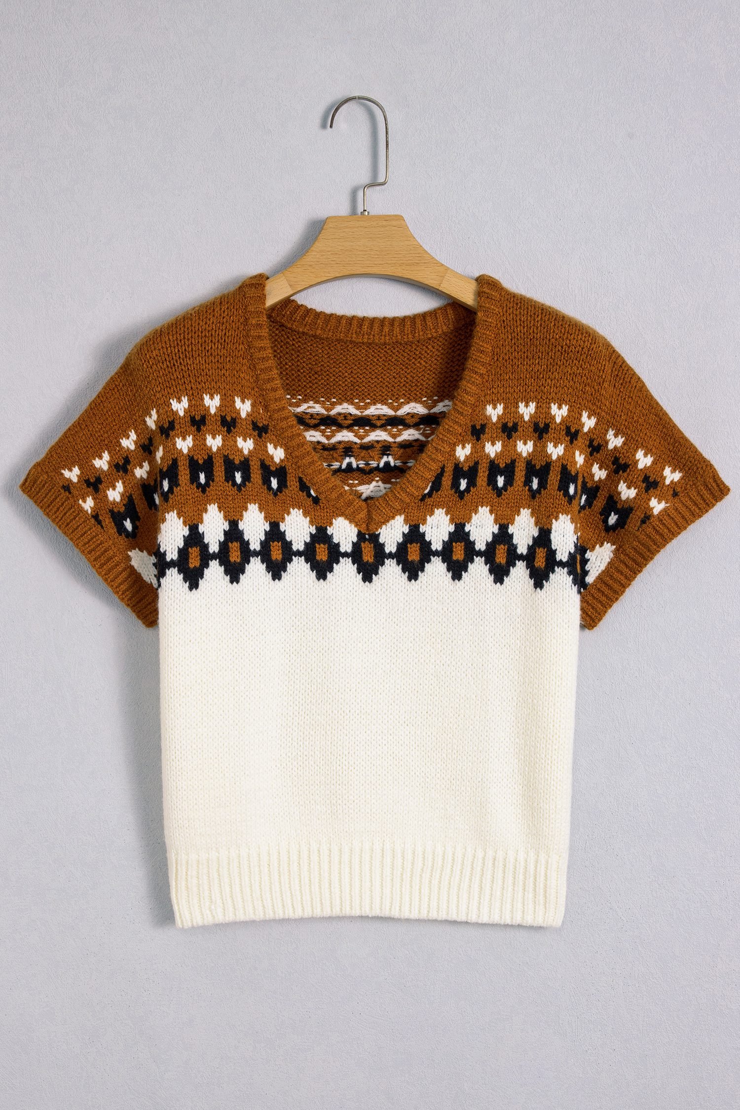 Brown V Neck Short Sleeve Geometric Print Western Style Knit Tee - Image 7