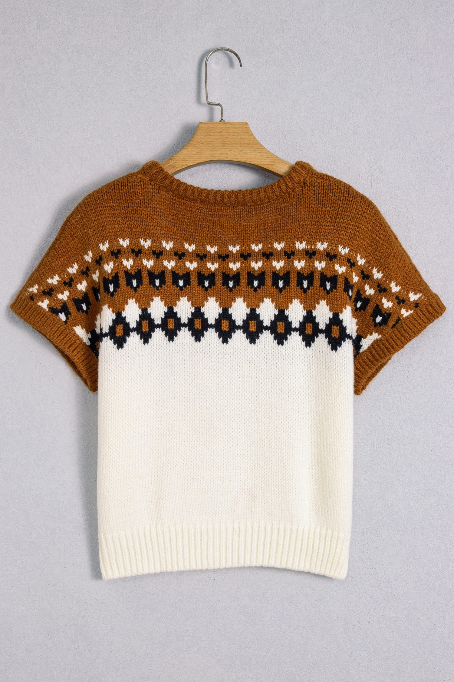 Brown V Neck Short Sleeve Geometric Print Western Style Knit Tee - Image 8