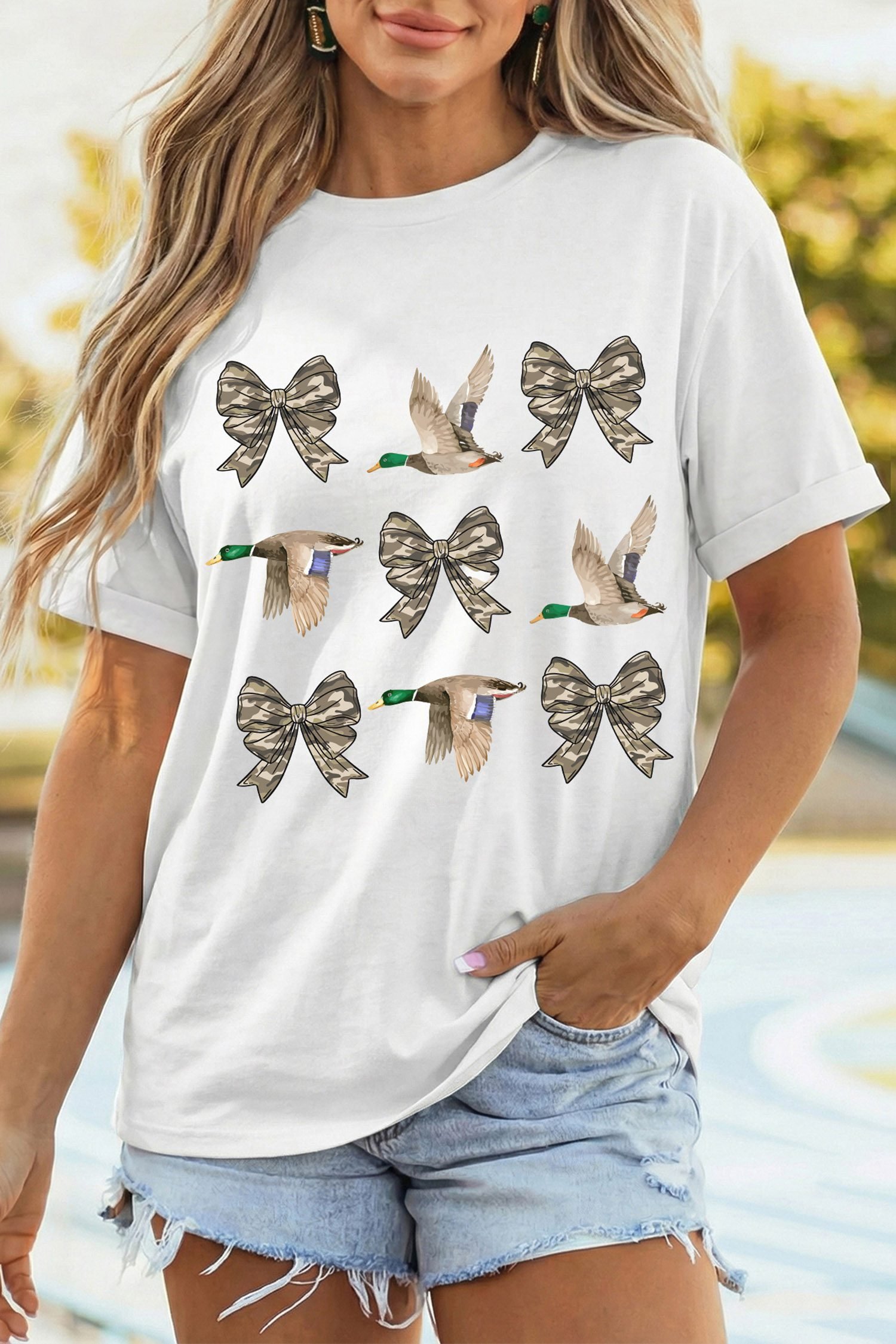 White Camo Bow & Duck Graphic Print Crew Neck T-shirt - Image 10