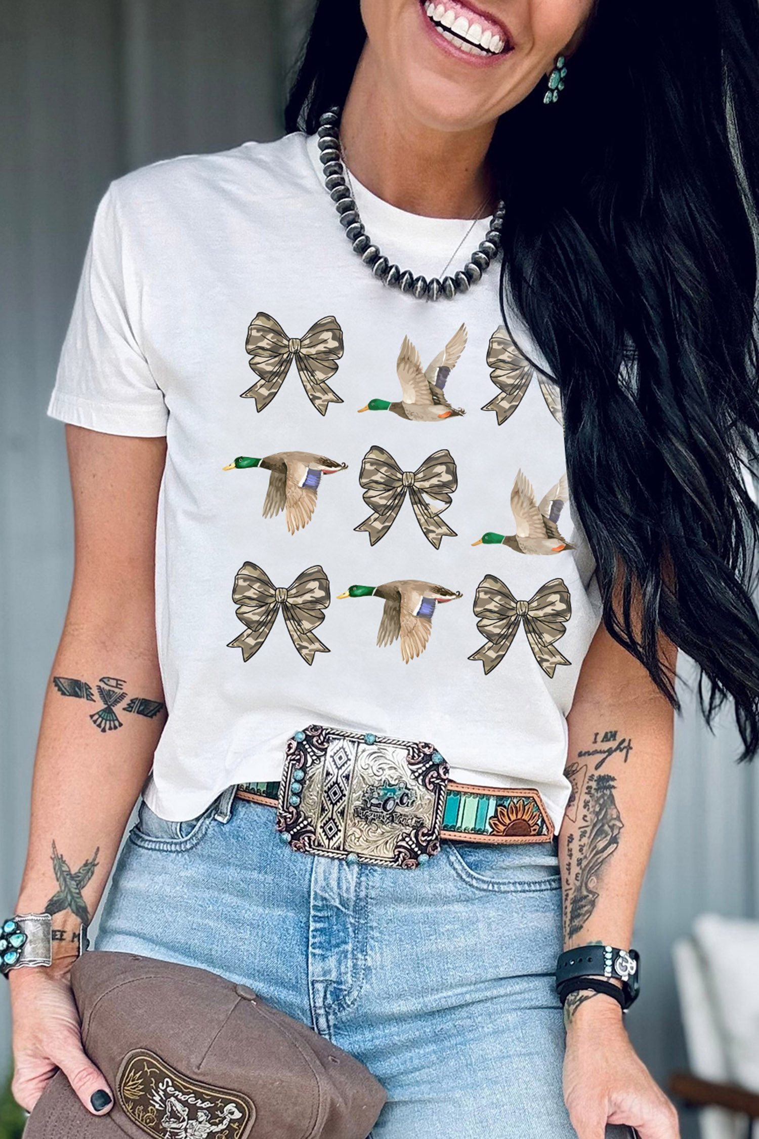 White Camo Bow & Duck Graphic Print Crew Neck T-shirt - Image 3