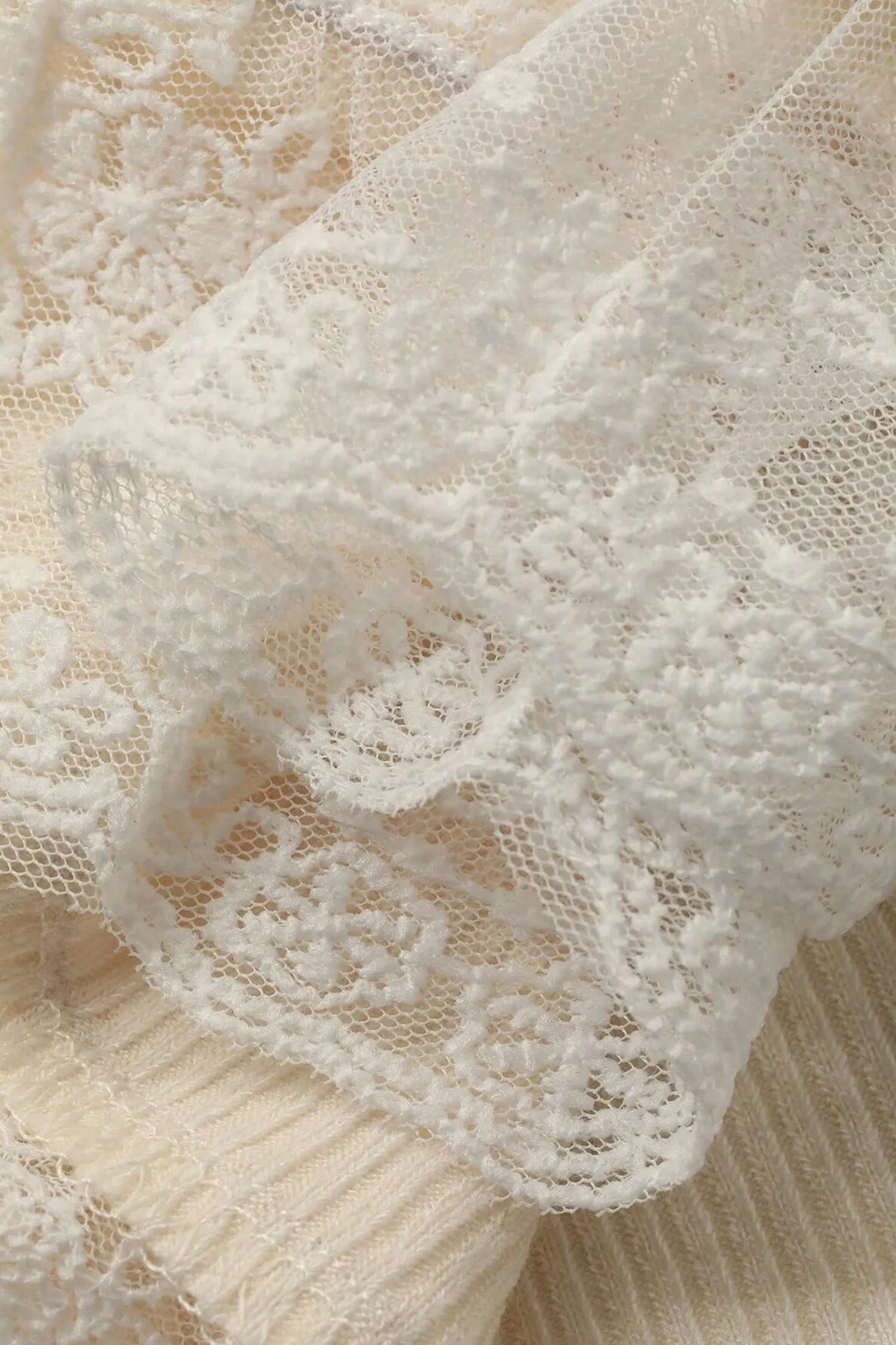 Beige Ribbed Knit Sweet Lace Hem Vest