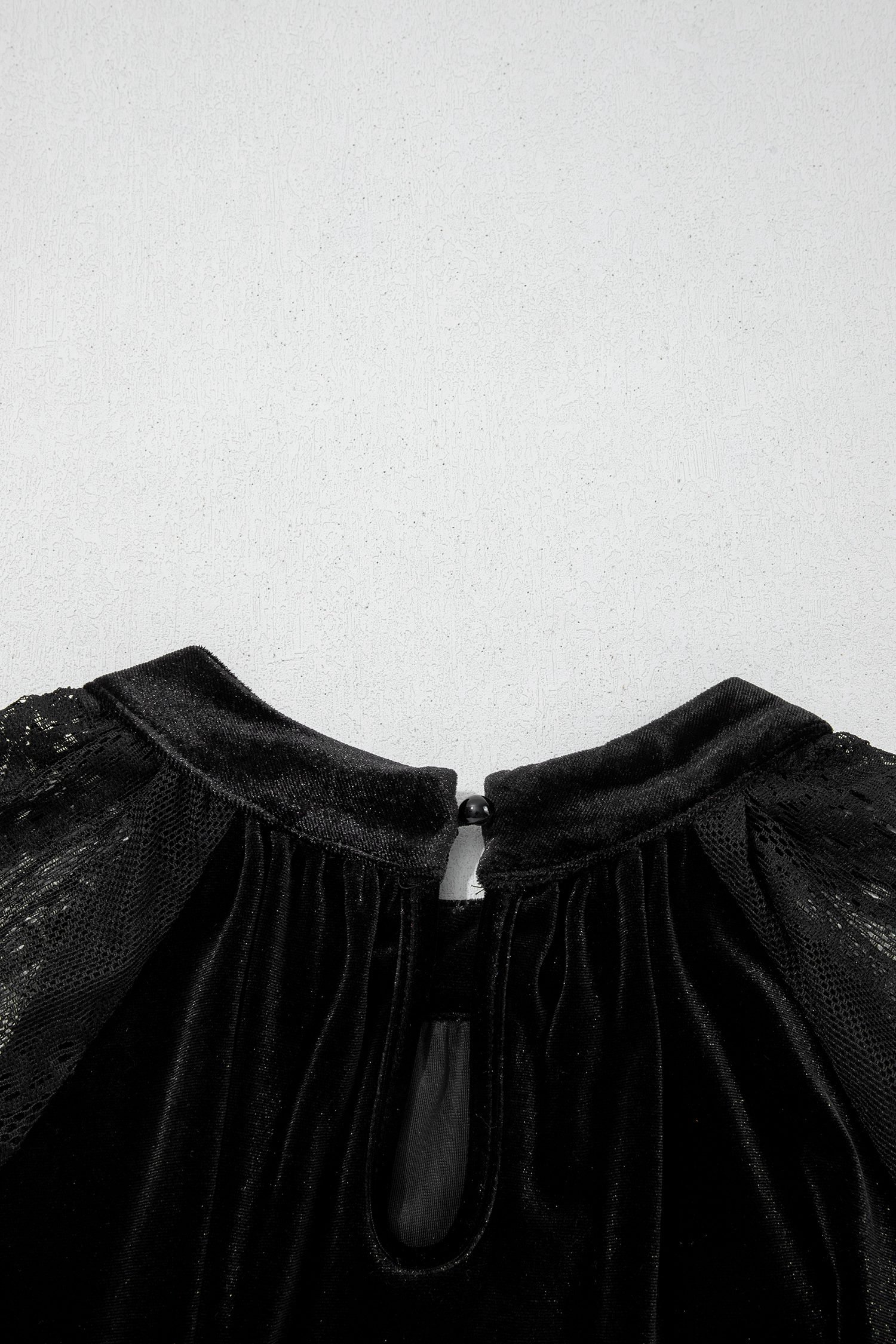 Color Black Solid Color Sheer Lace Long Sleeve Patchwork Stand Neck Velvet Blouse